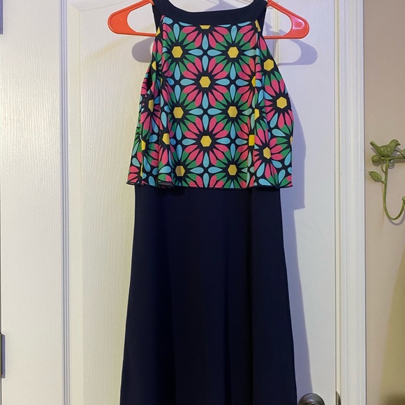 VFish Dress - Picture 2 of 2